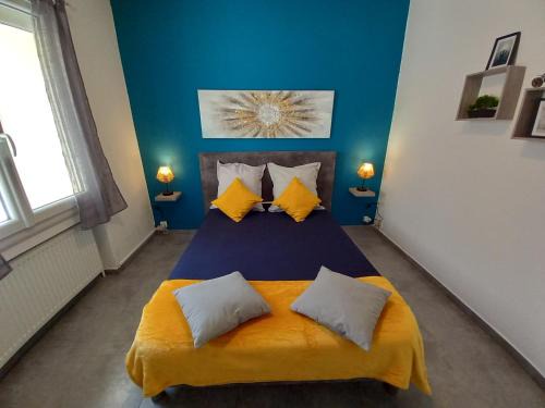 Montelimar Apartamento | Appart T3 avec Cours et Parking Privé