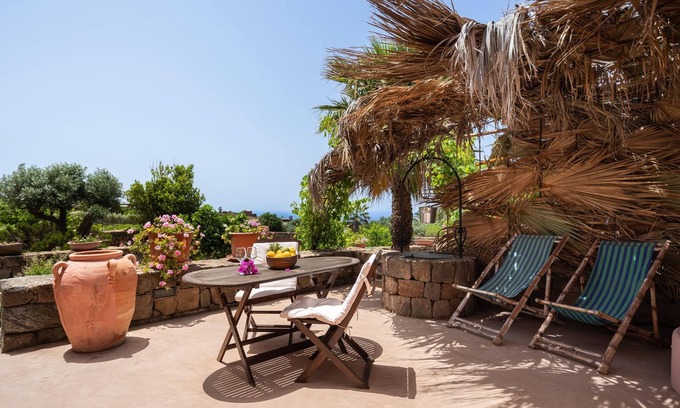 Pantelleria Apartamento | Appartamento Dammuso Anita - Iso...