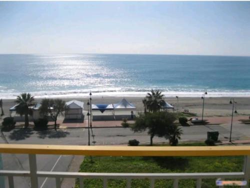 Marina di Gioiosa Ionica Apartamento | Appartamento con vista sul mare