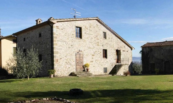 Motina Casa | Appartamenti con cucina nelle colline toscane