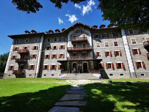 Prese-Montone Apartamento | Appartamenti e camere del Re e della Regina - Grand Hotel Ceresole Reale
