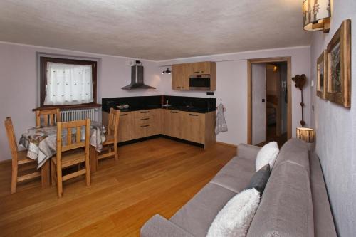 Sauze d'Oulx Apartamento | Appartamenti Genevris