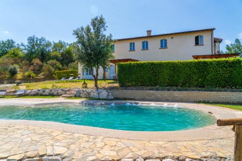 Montecalvo in Foglia Apartamento | Appartamenti con Piscina in Villa CàBrandano nelle Marche Italy