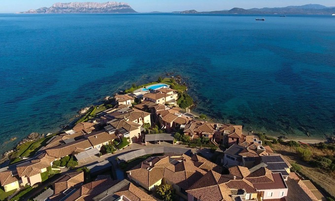 Baia Caddinas Apartamento | S'abba e sa pedra - Amplio apartamento con 3 habitaciones - Golfo Aranci