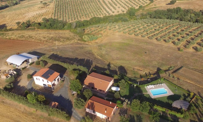 Grosseto Otro | "Appartamento 4 - La Poiana" con piscina, jardín y Wi-Fi