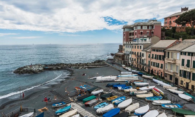 Sturla Apartamento | Appartamento a 10 metri dal mare (con posto auto)
