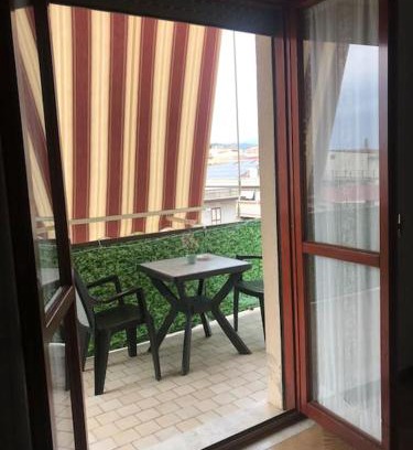 Bianco Apartamento | Appartamento a Bianco centro