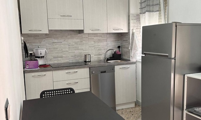 Prenestino-Centocelle Apartamento | Appartamento a Roma - A&M House Per Vivere Roma in Libertà. Metro C a 200mt