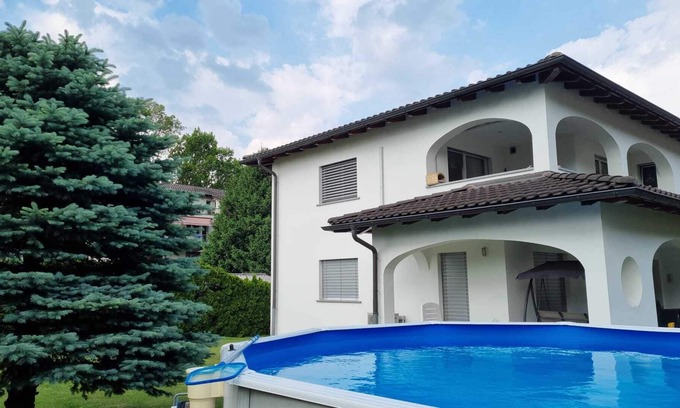 Cadenazzo Apartamento | Appartamento al Centro del Ticino