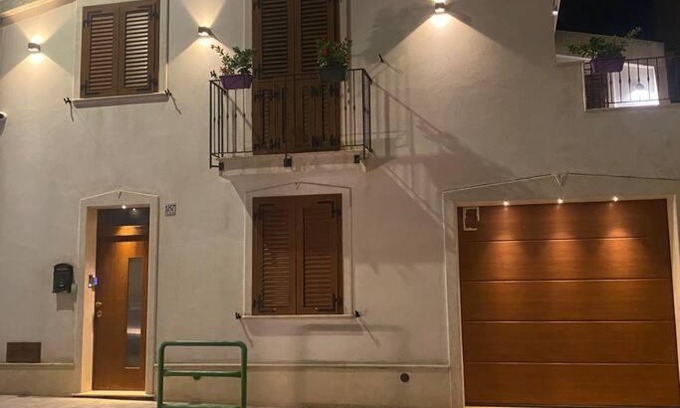 Mili San Pietro Apartamento | Appartamento antica via del dromo
