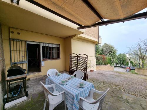 Gabicce Mare Apartamento | APPARTAMENTO -B- VISTA MARE con 2 camere da letto-Residence Azzurro
