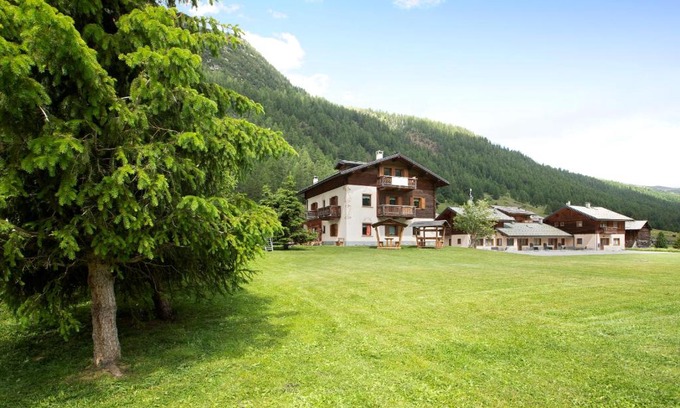 Livigno Apartamento | Appartamento Cirmolo Chalet Cambra
