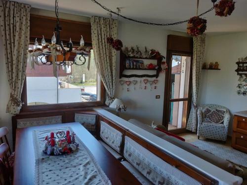 Pieve di Cadore Apartamento | Appartamento comodo e curato per famiglie