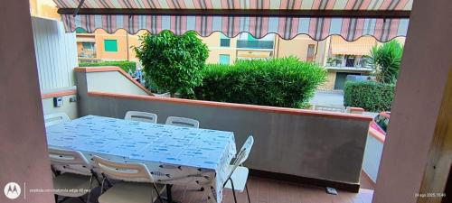Porto Azzurro Apartamento | Appartamento con 2 terrazze Porto Azzurro a 300 mt dal centro