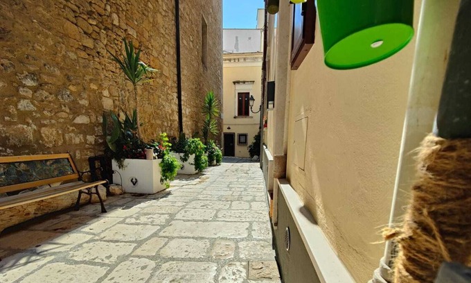 Brindisi Apartamento | Appartamento con Vasca Idromassaggio e Sauna