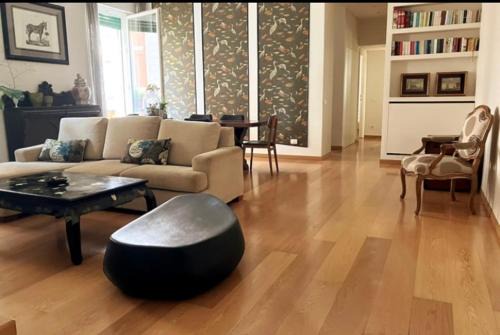 Quartiere XVII Trieste Apartamento | Appartamento Coppedè