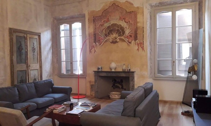 Old Town Casa | Appartamento di 180mq nel centro di Mantova con affreschi del 17 ° secolo