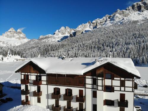 Misurina Apartamento | Appartamento di Lusso con Vista Lago a Misurina - Cortina