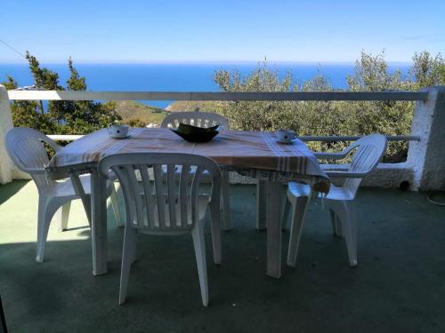 Serrara Fontana Apartamento | Appartamento di villa gesualda