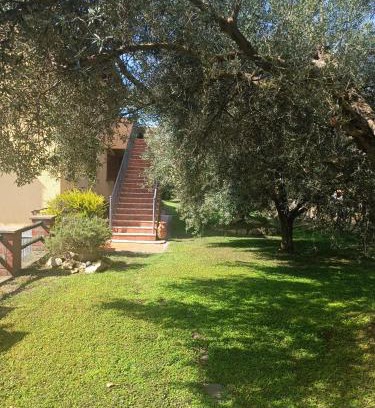 Pescia Romana Apartamento | Appartamento Farfollie