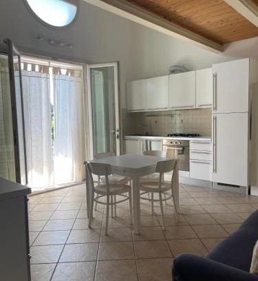 Lido di Savio Apartamento | Appartamento IL GLICINE a piano terra zona tranquilla a due passi dal mare