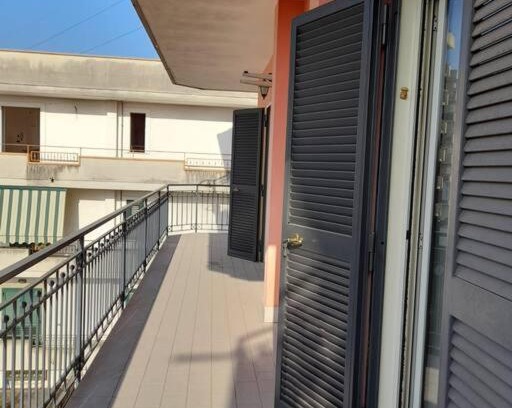 Casalnuovo di Napoli Apartamento | Appartamento con parcheggio gratuito all'interno
