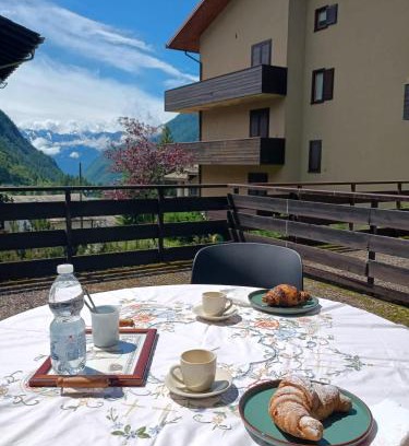 Chiesa in Valmalenco Apartamento | Appartamento Palu