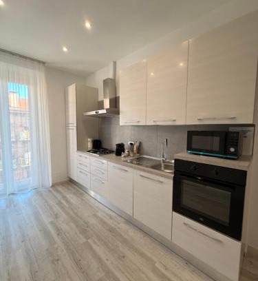 Falconara Marittima Apartamento | Appartamento Moderno, Comfort, Mare e Posizione Top