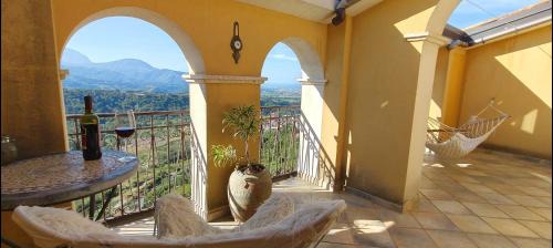 Santa Domenica Talao Apartamento | Appartamento trilocale con vista panoramica