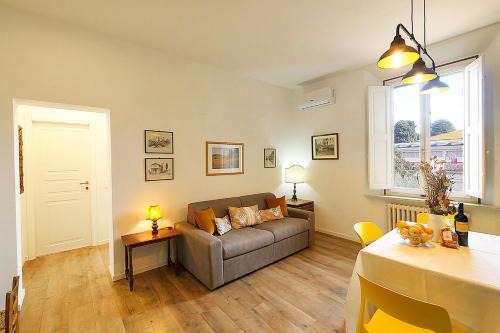 Donoratico Apartamento | Appartamento La Stazione