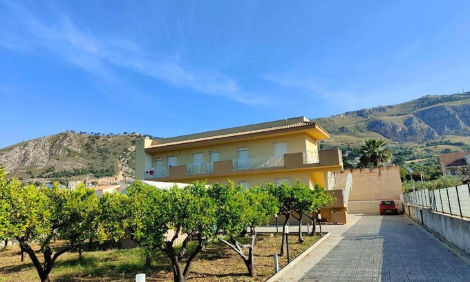 Erice Apartamento | Appartamento RoccaForte Bi Arancione Trapani