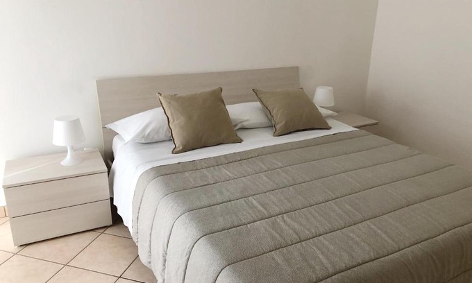 Negrar Apartamento | APPARTAMENTO ROSE E TULIPANI 4