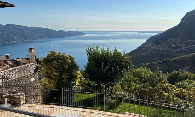 Oldesio Apartamento | Appartamento Rustico Vista Lago - Panorama Rustico