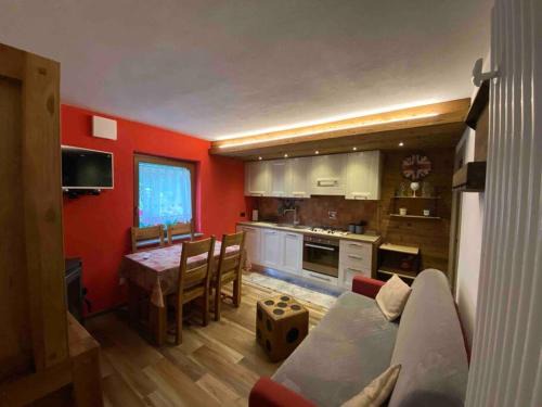 Valtournenche Apartamento | Appartamento sul Lago di Maen