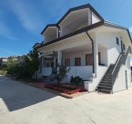 Foce Varano Apartamento | Appartamento Tra Mare E Lago