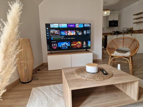 Saint-Pourcain-sur-Sioule Apartamento | Appartement T3- Centre-ville