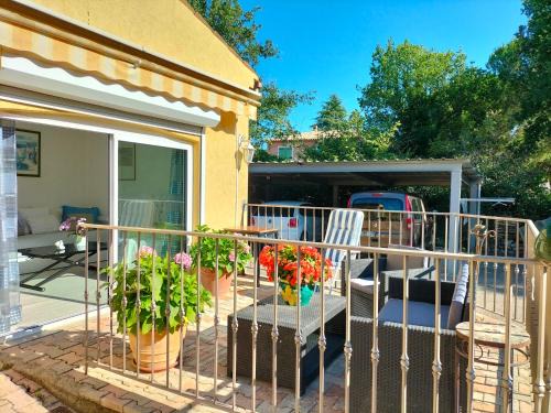 Saint-Cezaire-sur-Siagne Apartamento | Appartement au Calme