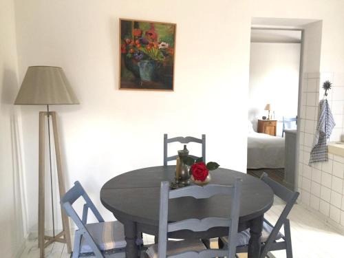 Saint-Genis Apartamento | Appartement charmant a Saint Genis des Fontaines avec terrasse 35 m²
