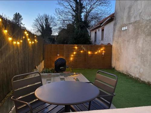 Couilly-Pont-aux-Dames Apartamento | Appartement avec jardin privé à 10 min de Disneyland, idéal familles