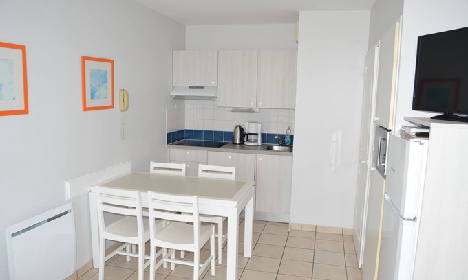 Chateau-d'Olonne Apartamento | C103 Front de mer-Apartamento-Apartamento-Baño con bañera-Balcón