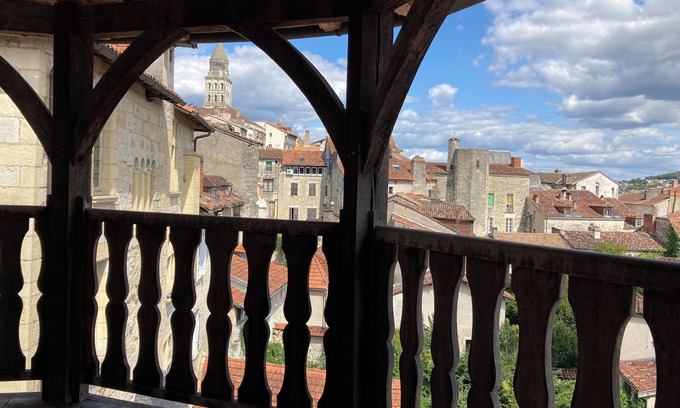 Perigueux Apartamento | Appartement 2 Pièces Centre Historique, Terrasse vue Imprenable