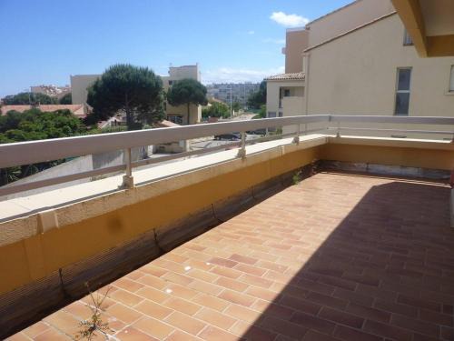 Le Port Apartamento | Appartement 3 Pièces avec Terrasse et Parking Sécurisé - FR-1-750-95