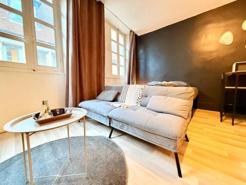 Besancon Old Town Apartamento | Appartement 3 prsn Au pied de la Citadelle
