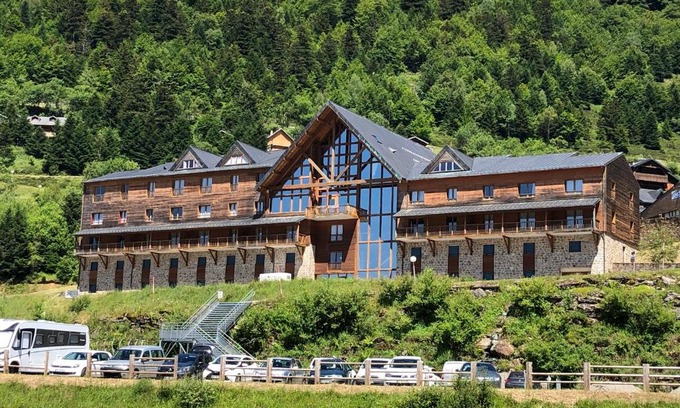 Guzet Neige Apartamento | Appartement 4 personnes aux pieds des pistes, Ariège