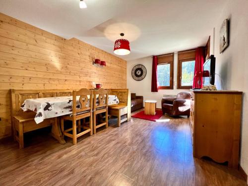 Flumet Apartamento | Appartement 6 pers, piscine, parking, pied des pistes, Flumet - FR-1-505-88