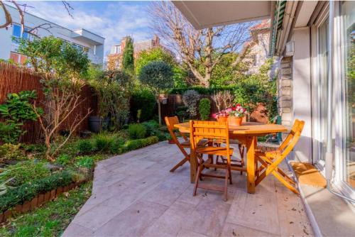 Saint-Cloud Apartamento | Appartement 90m2 Sur Jardin Clos