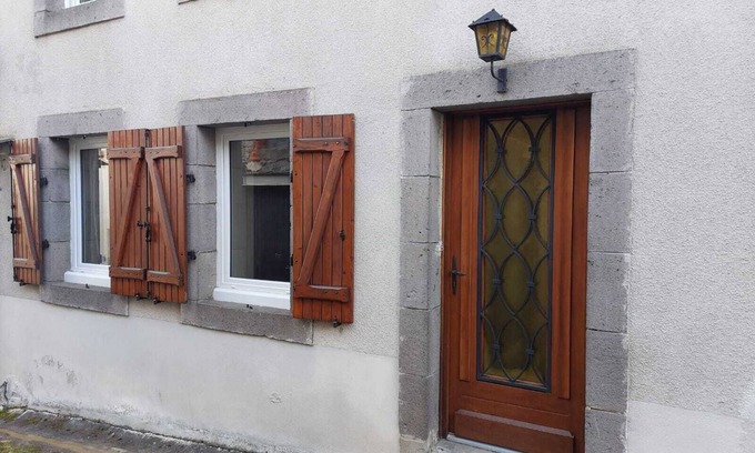 Condat Apartamento | Appartement Agréable au Coeur du Village de Condat