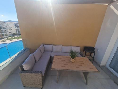 Cabo Negro Apartamento | Appartement agréable et lumineux vue sur piscine WIFI