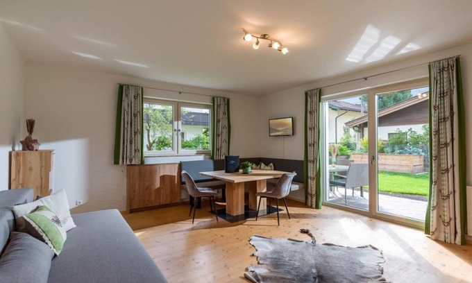 Westendorf Apartamento | Appartement Alpenrose mit Terrasse, Du/wc, 2 SZ - Haus Leo