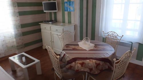 Ars-en-Re Apartamento | Appartement Ars-en-Ré Heraudeau